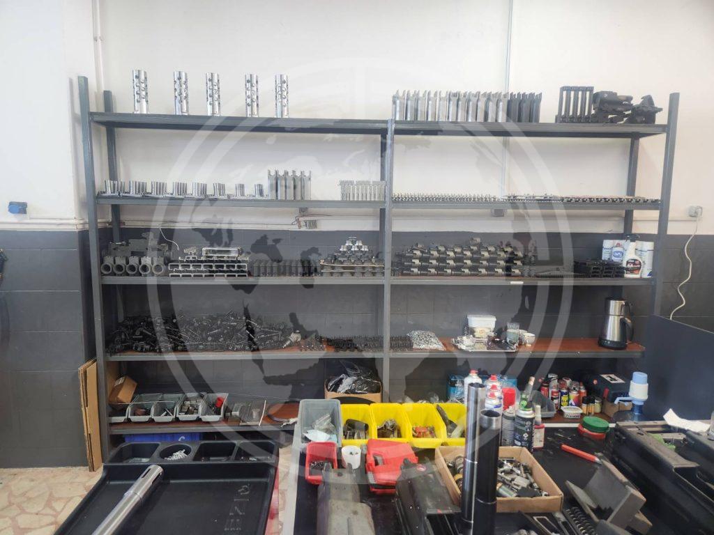 Production of a heavy machine gun (Browning type) cal.50 BMG and an automatic grenade launcher (MK-19 type) for a 40*53 mm grenade.